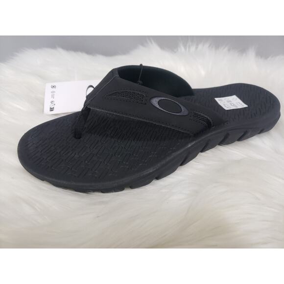 NEW WITH TAGS Oakley Operative Sandals 2.0 Blackout 13477-02E Flip Flop Slides - Picture 2 of 6